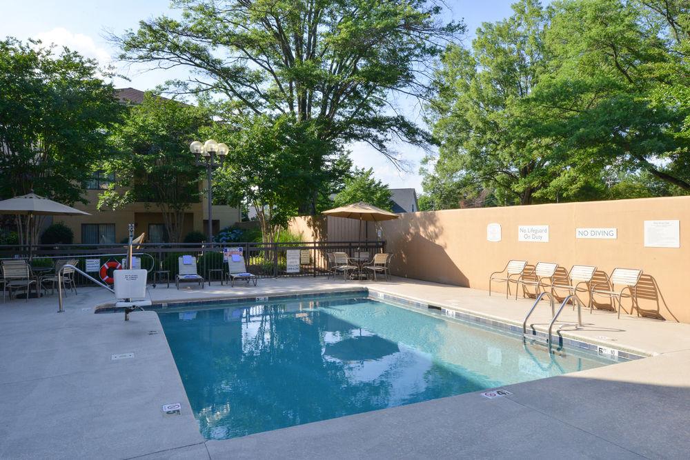 Hotel Courtyard By Marriott Charlotte 3*